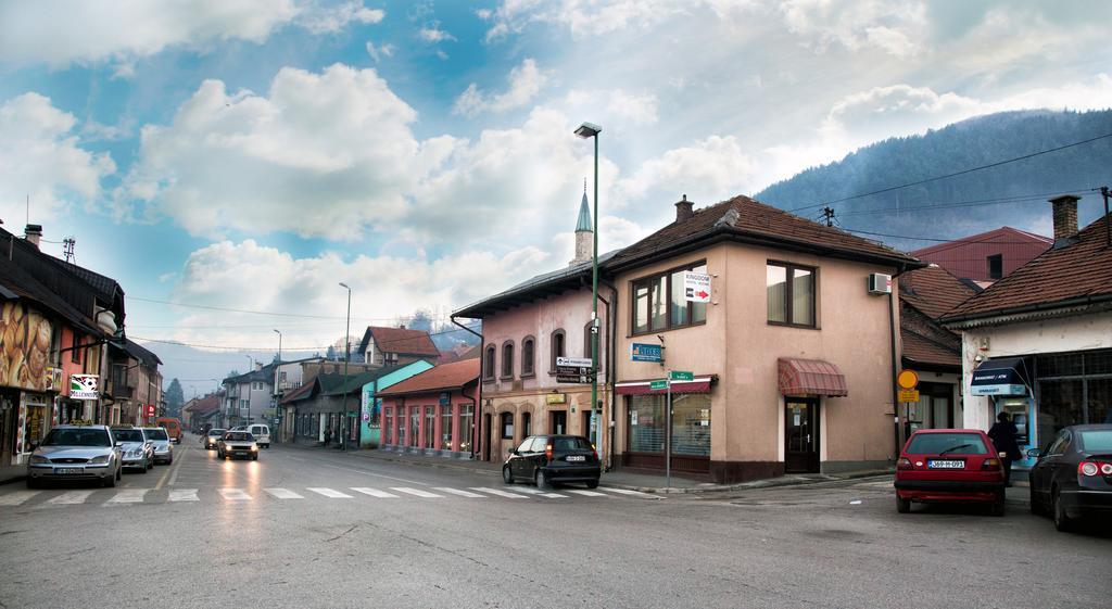 Kingdom Rooms Visoko Eksteriør bilde