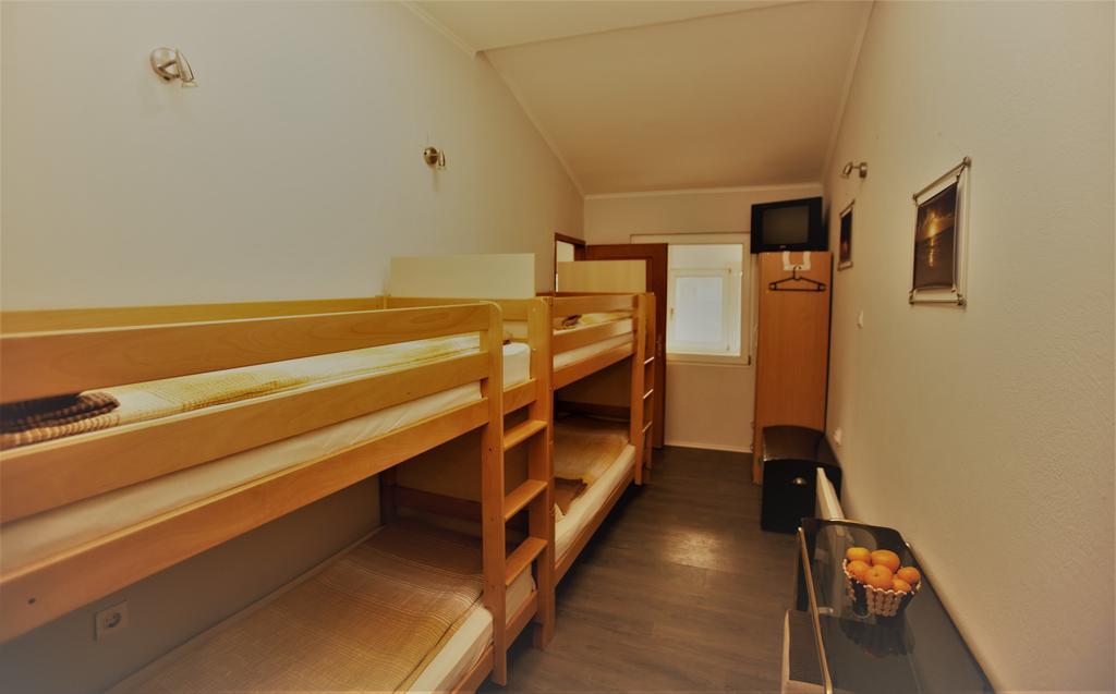 Kingdom Rooms Visoko Eksteriør bilde
