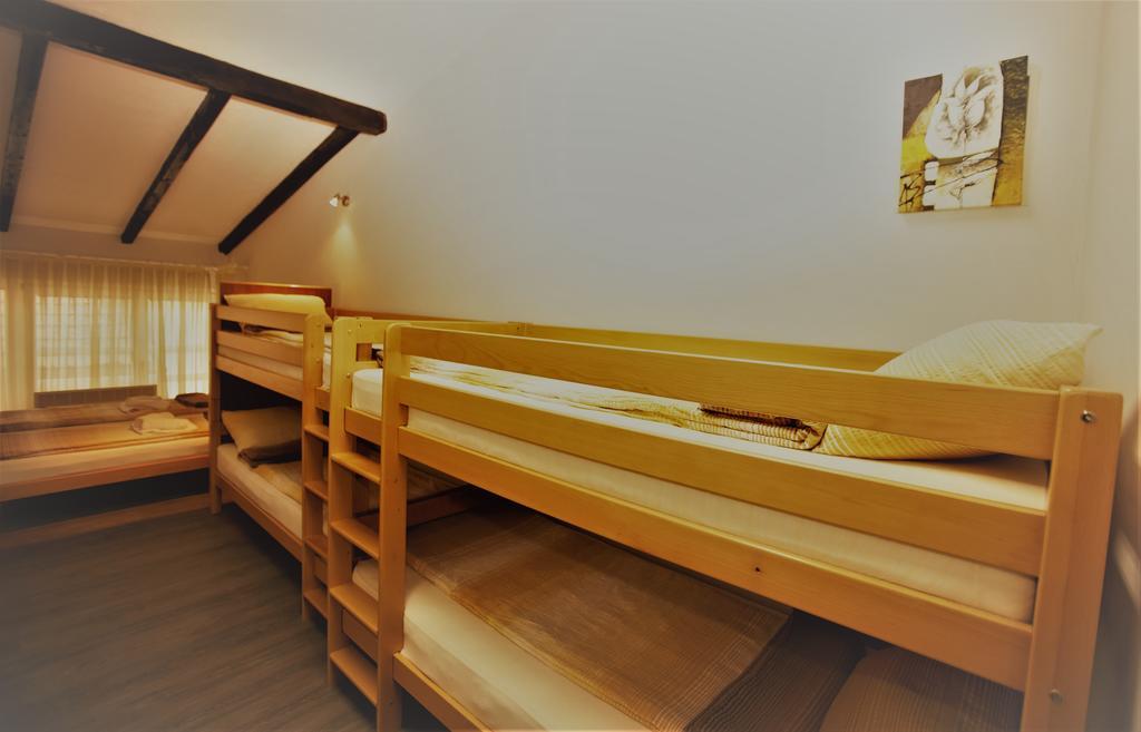 Kingdom Rooms Visoko Eksteriør bilde