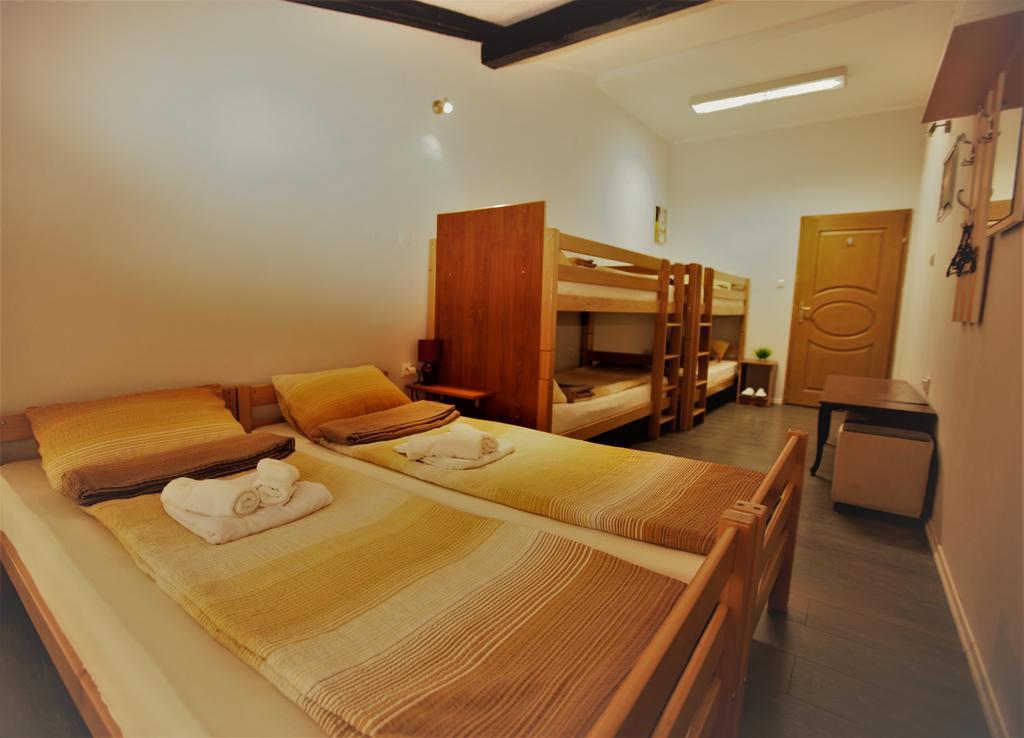 Kingdom Rooms Visoko Eksteriør bilde