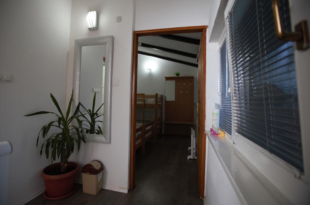Kingdom Rooms Visoko Eksteriør bilde