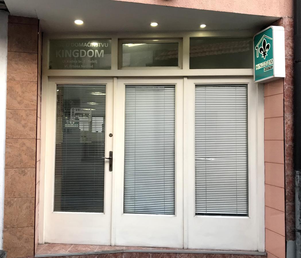 Kingdom Rooms Visoko Eksteriør bilde